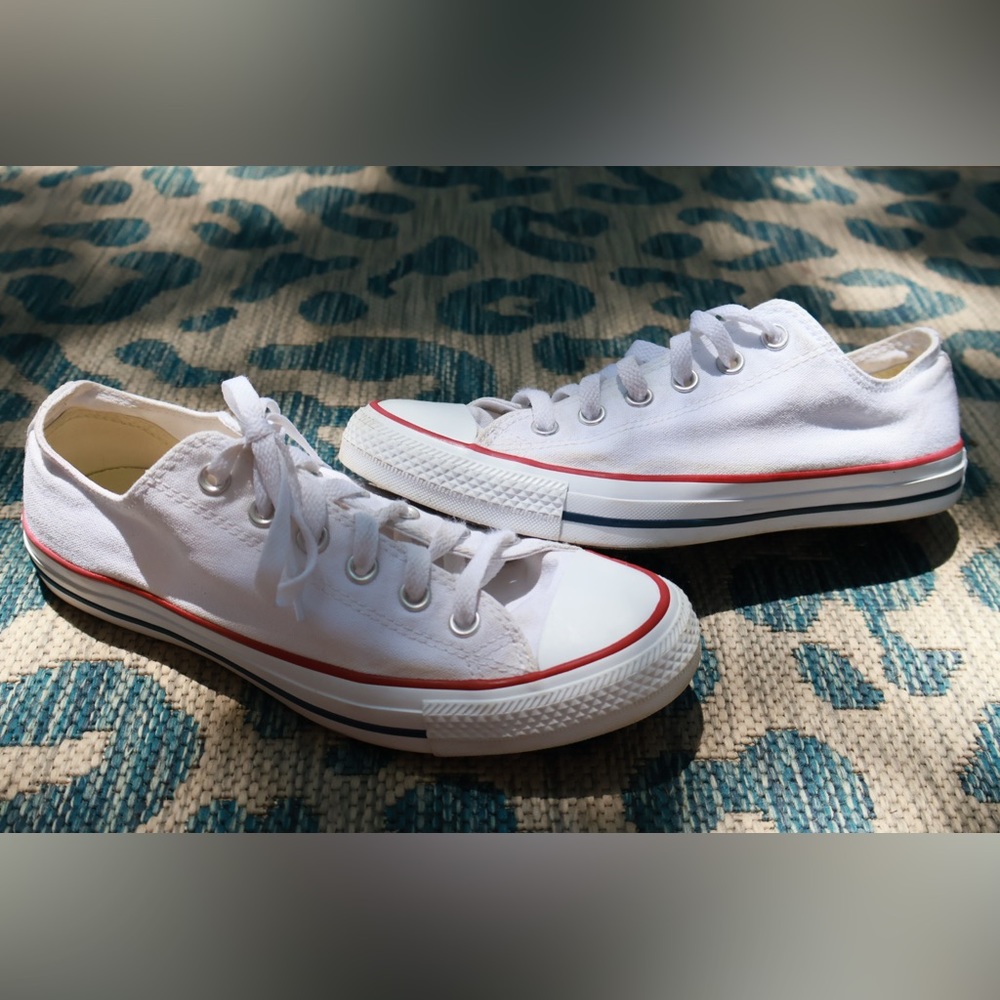White Classic Converse